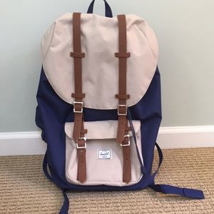Herschel Little America- Like new condition